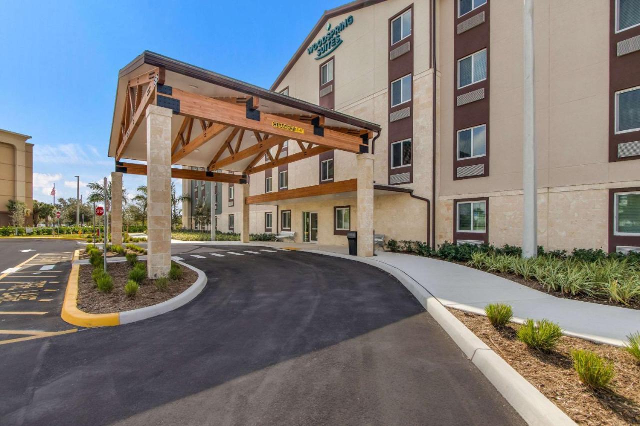 Woodspring Suites Тамарак Екстериор снимка
