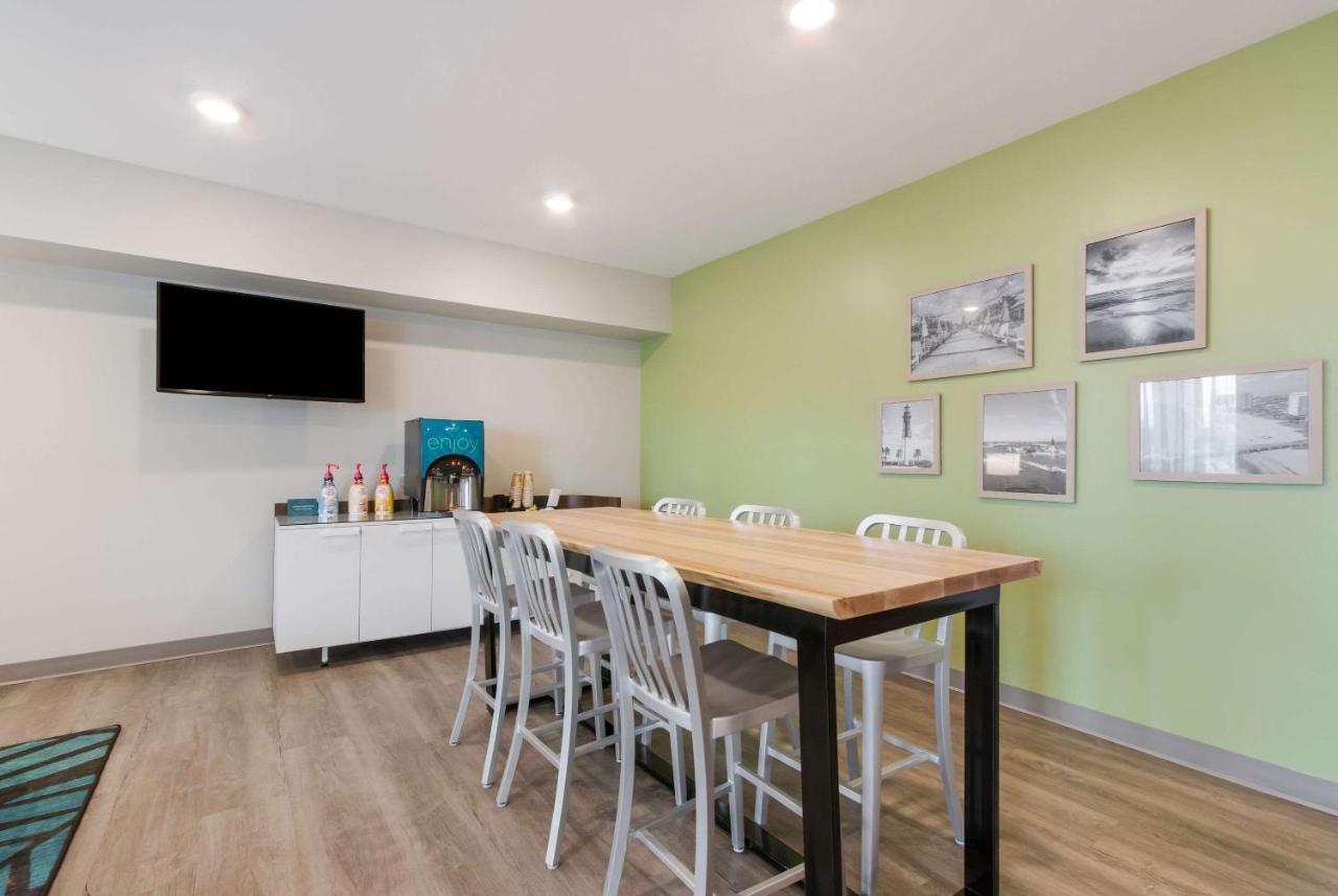 Woodspring Suites Тамарак Екстериор снимка