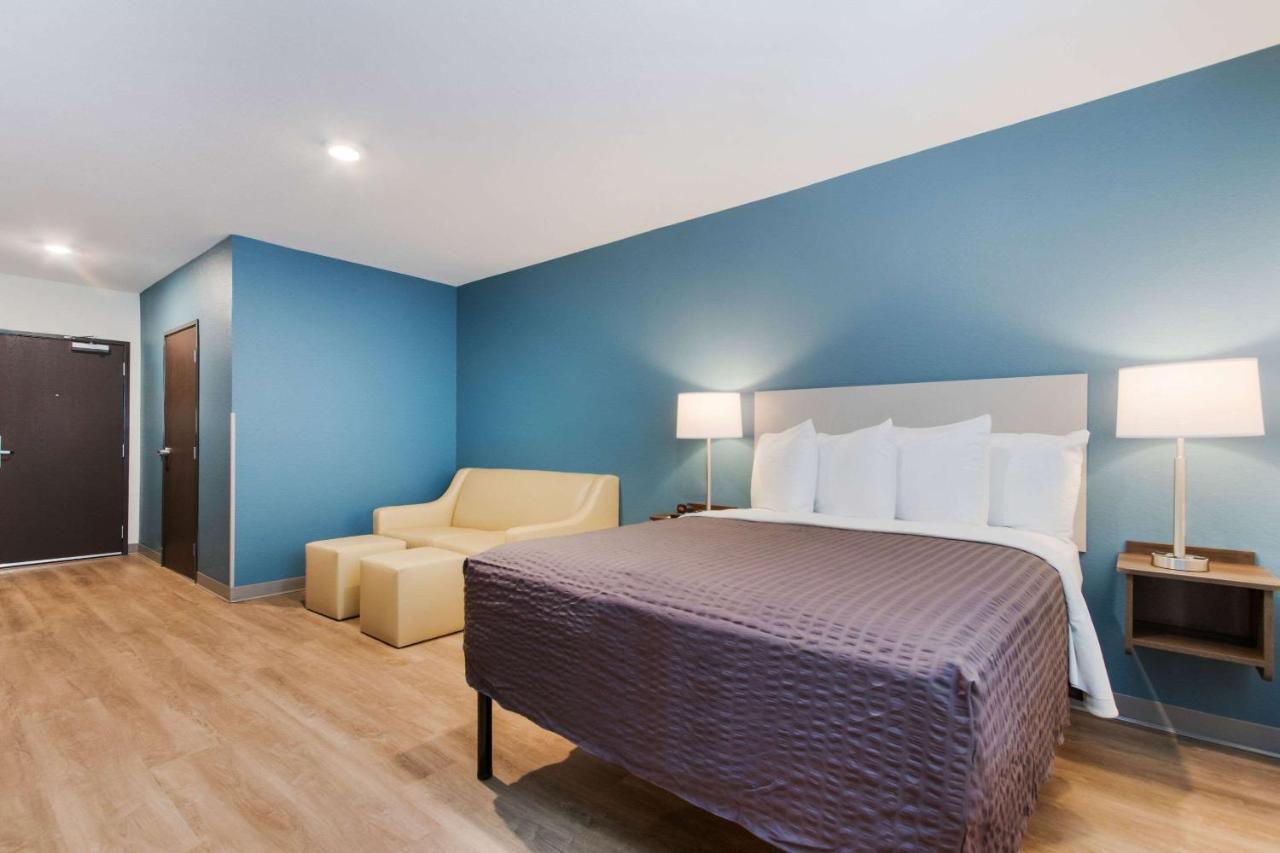 Woodspring Suites Тамарак Екстериор снимка