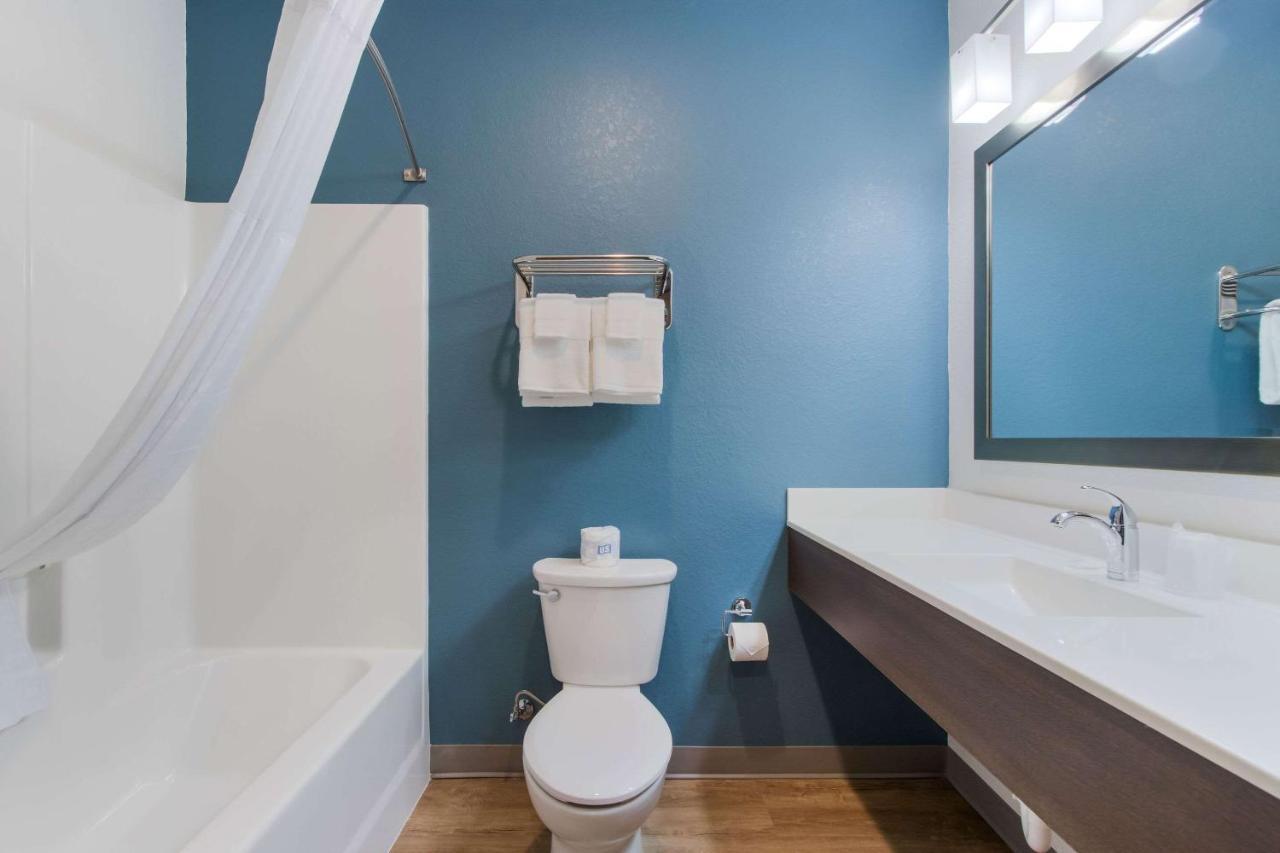 Woodspring Suites Тамарак Екстериор снимка